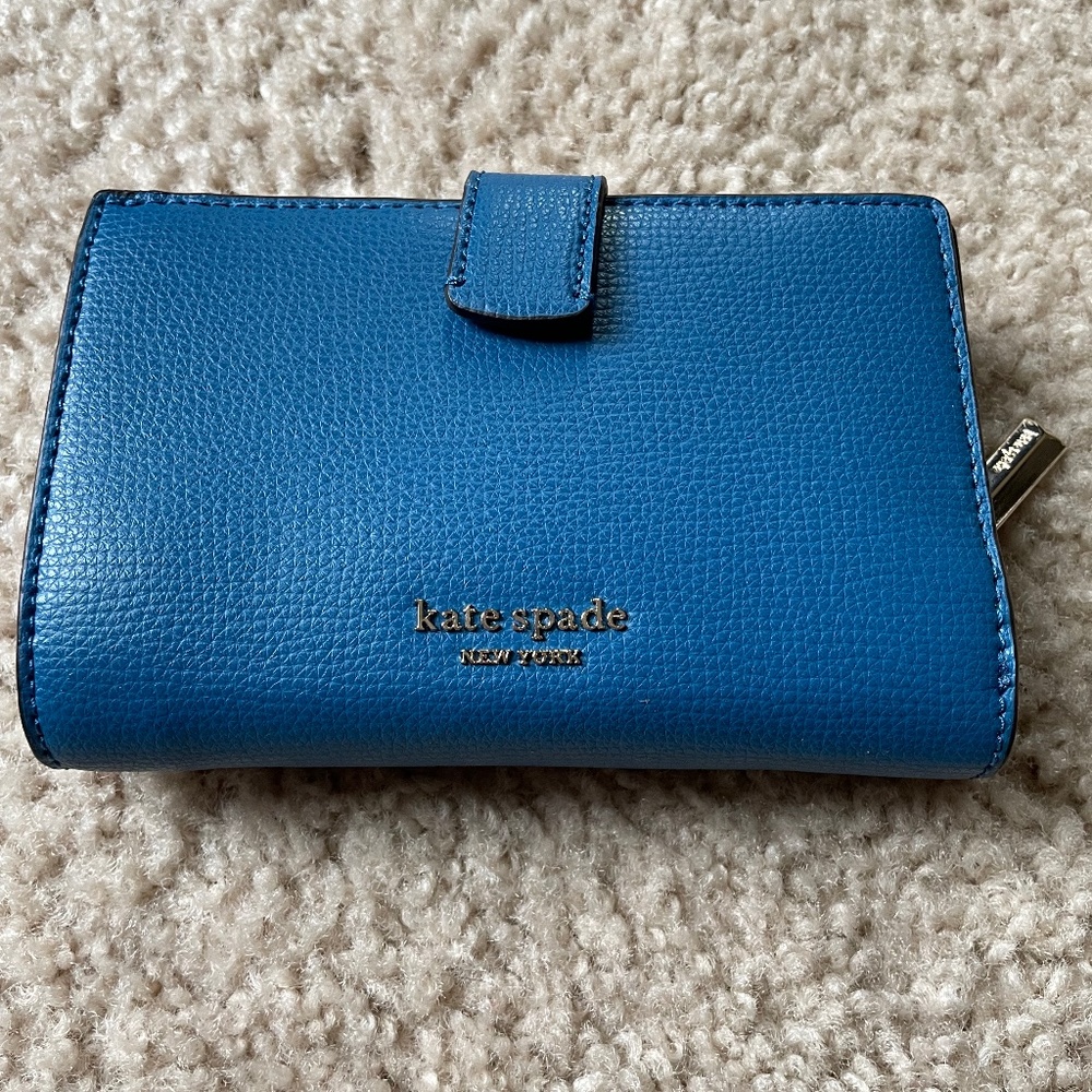 NWT Kate Spade Medium Crossgrain Leather Wallet